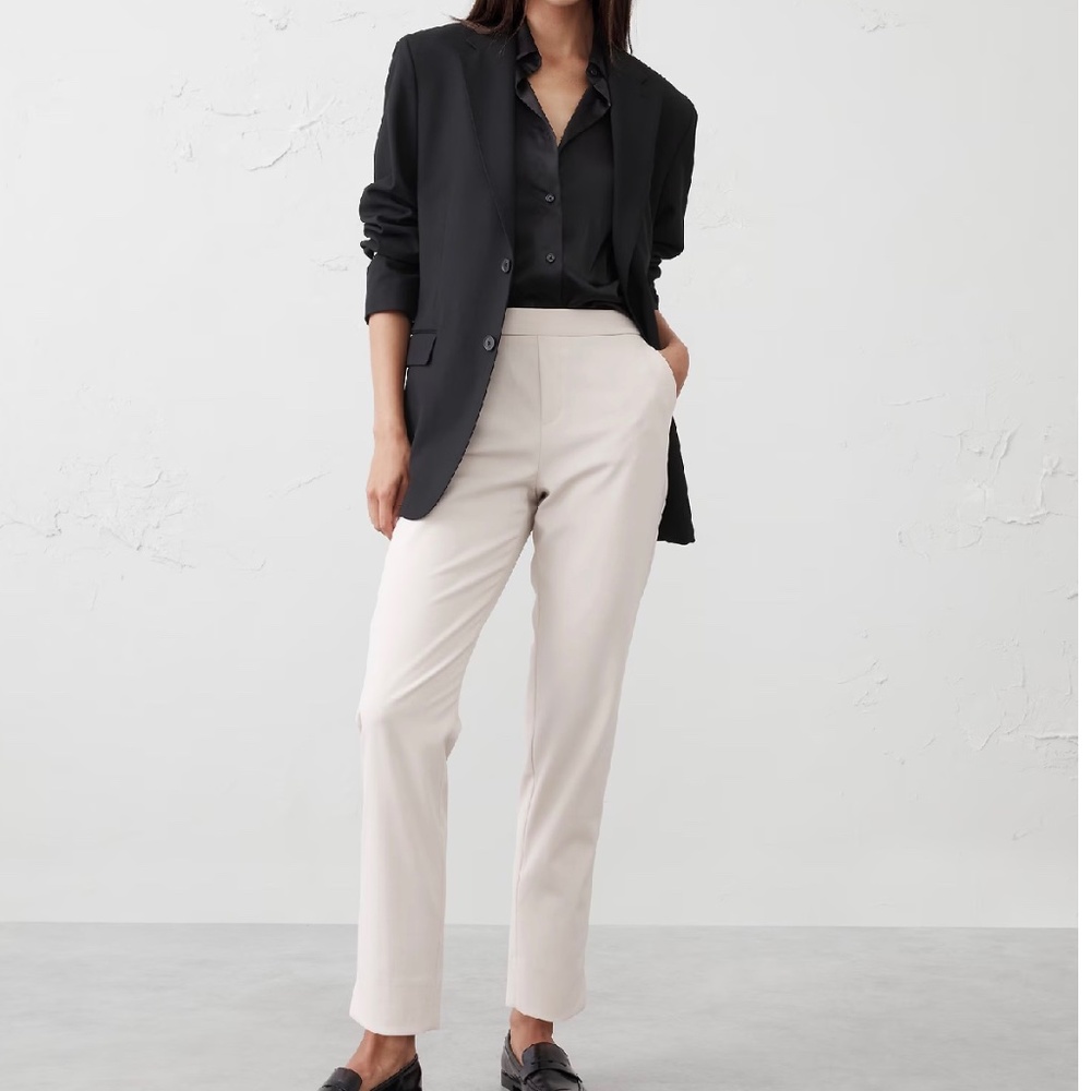 Banana Republic Factory Cream Cropped Ankle Pants